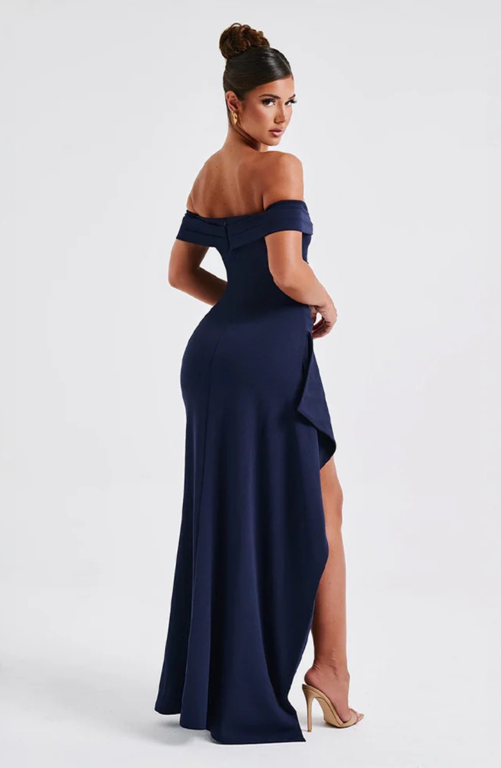 Saint Sculptée deLuxe Maxi Dress