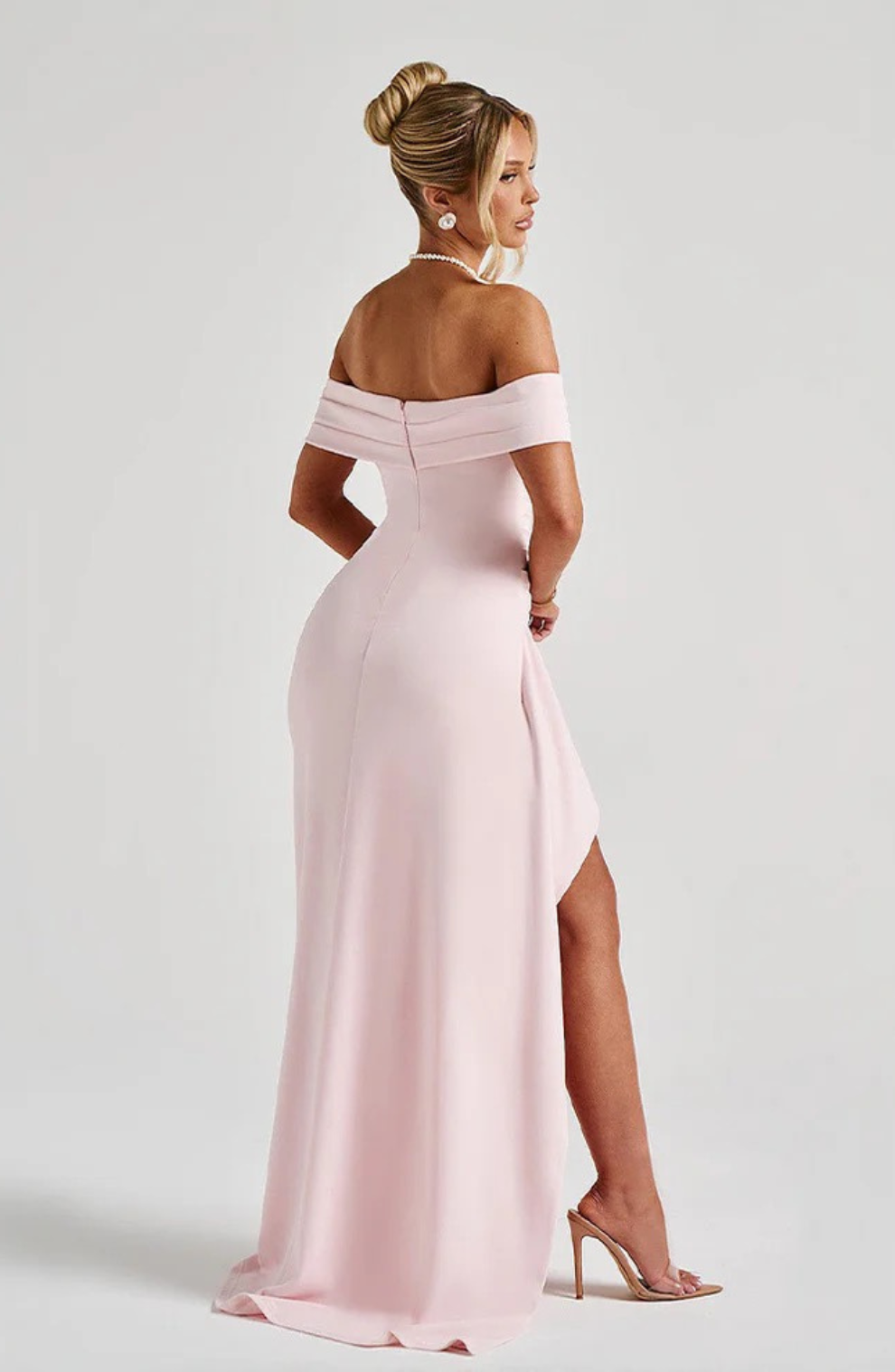 Saint Sculptée deLuxe Maxi Dress