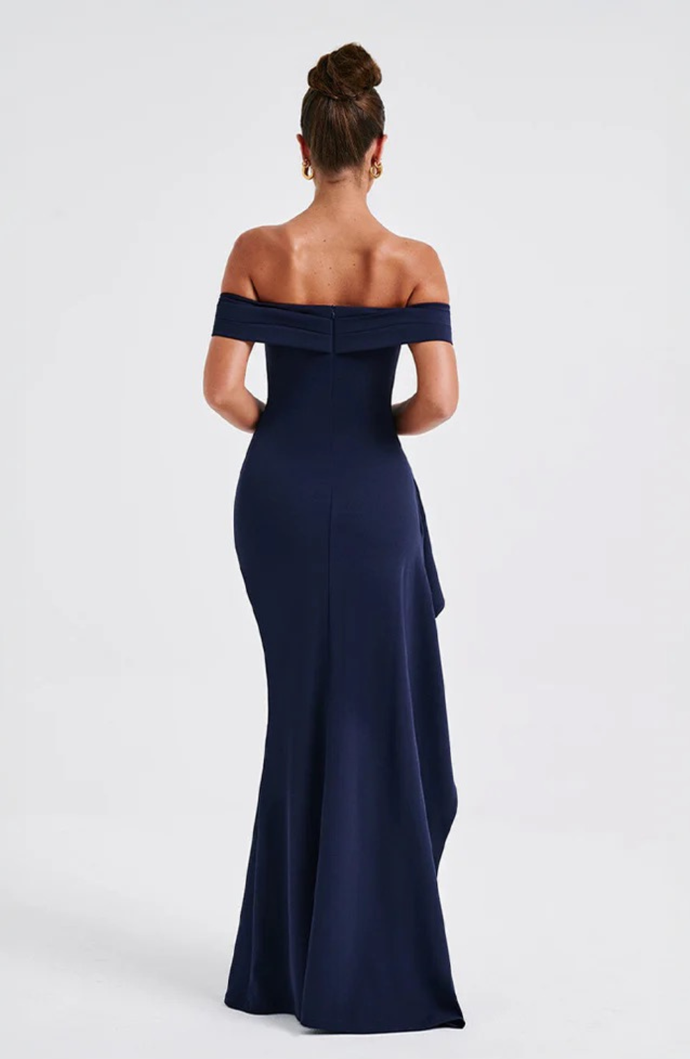 Saint Sculptée deLuxe Maxi Dress