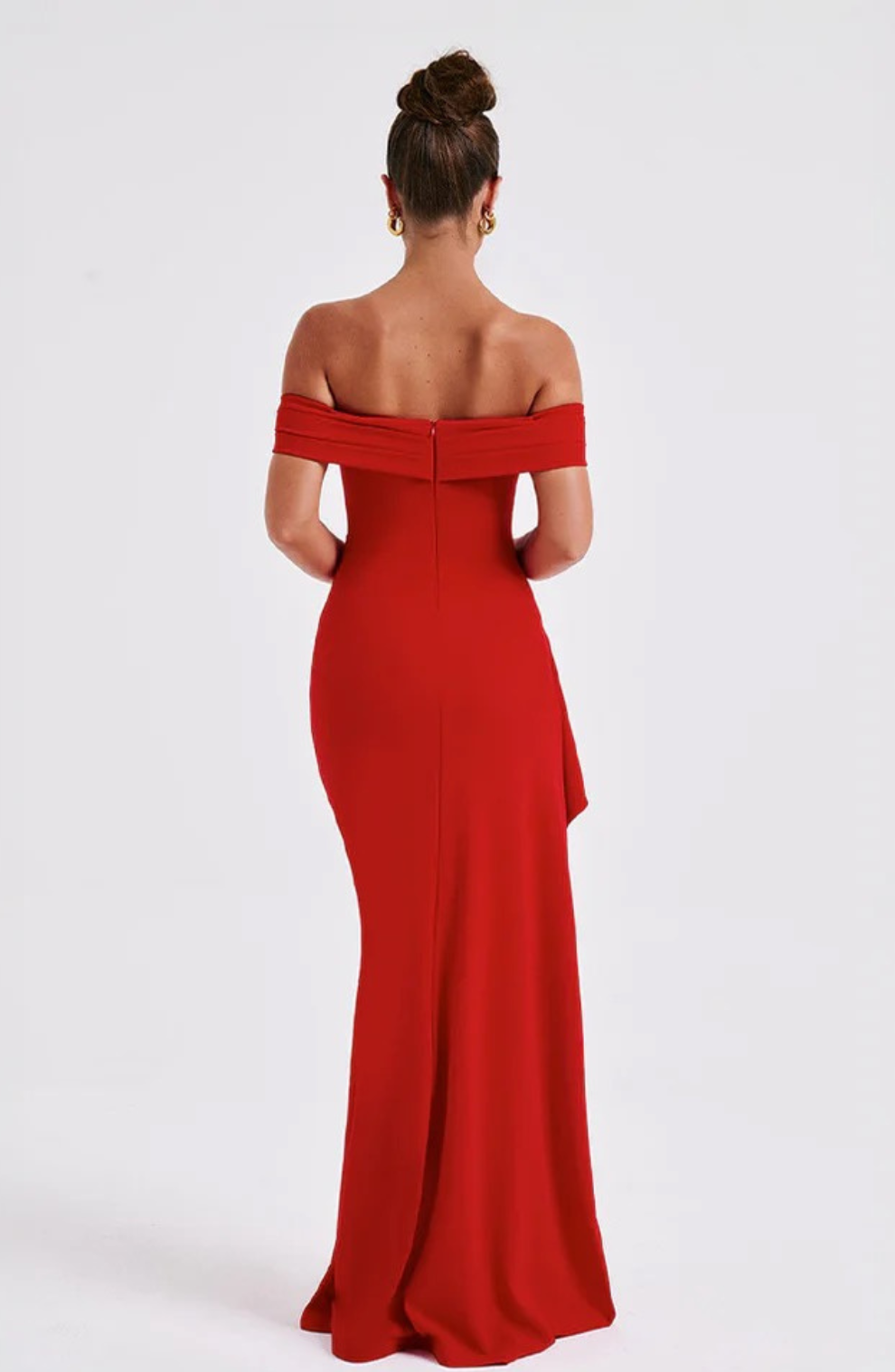 Saint Sculptée deLuxe Maxi Dress